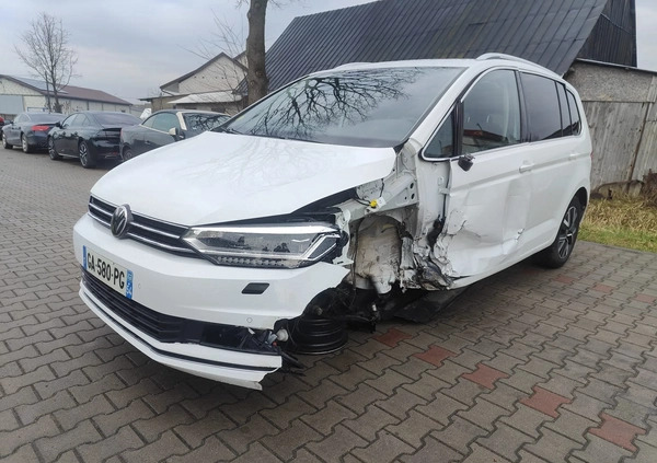 Volkswagen Touran cena 46900 przebieg: 84000, rok produkcji 2021 z Warszawa małe 254